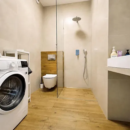 Mile Ciche W Centrum Wroclawia Apartamento